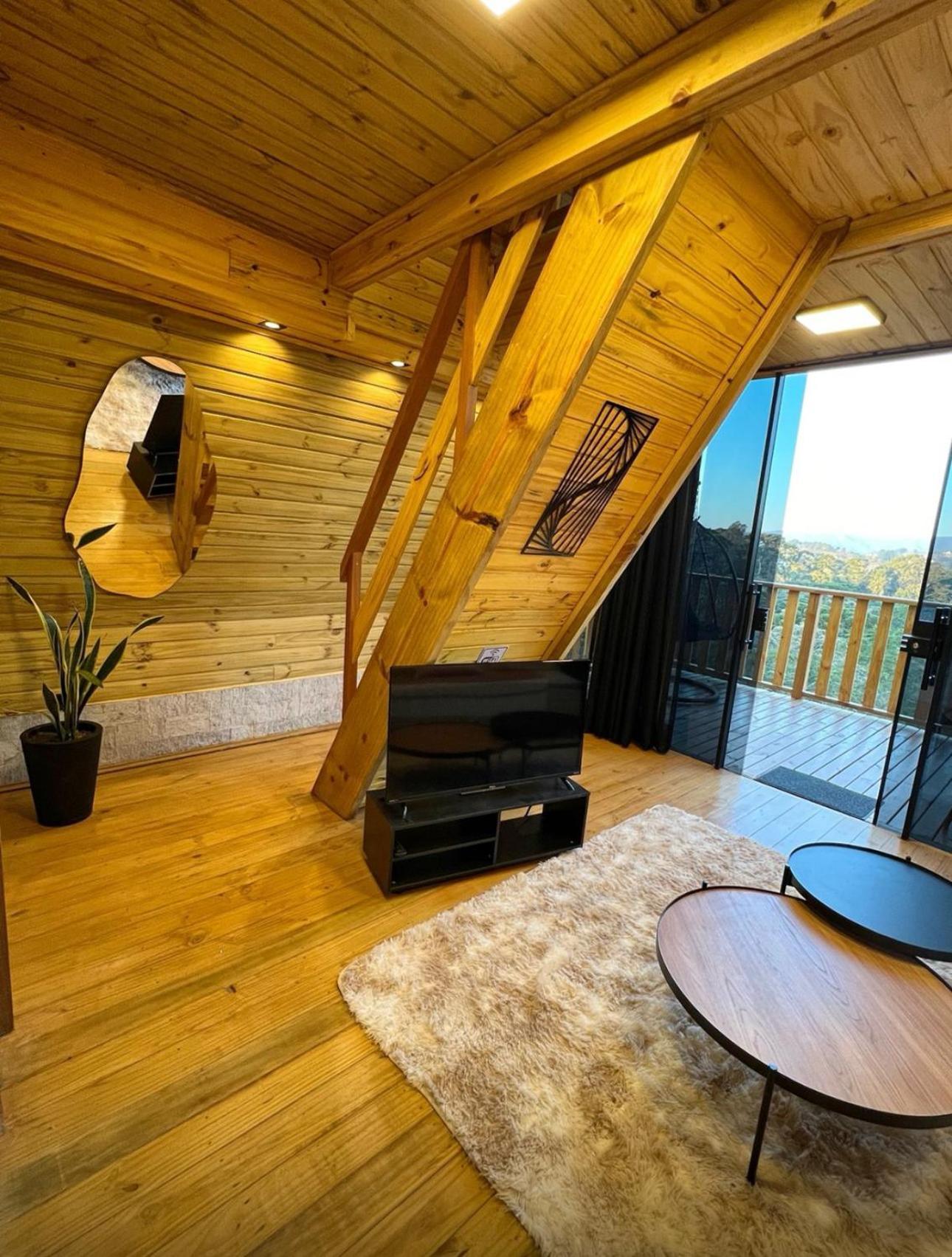 Chalet Laraland Campos do Jordao